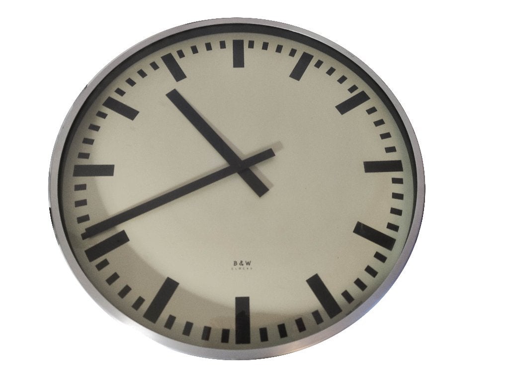 Grote B & W 56 cm "stations" wandklok, Huis en Inrichting, Ophalen, Gebruikt, Wandklok