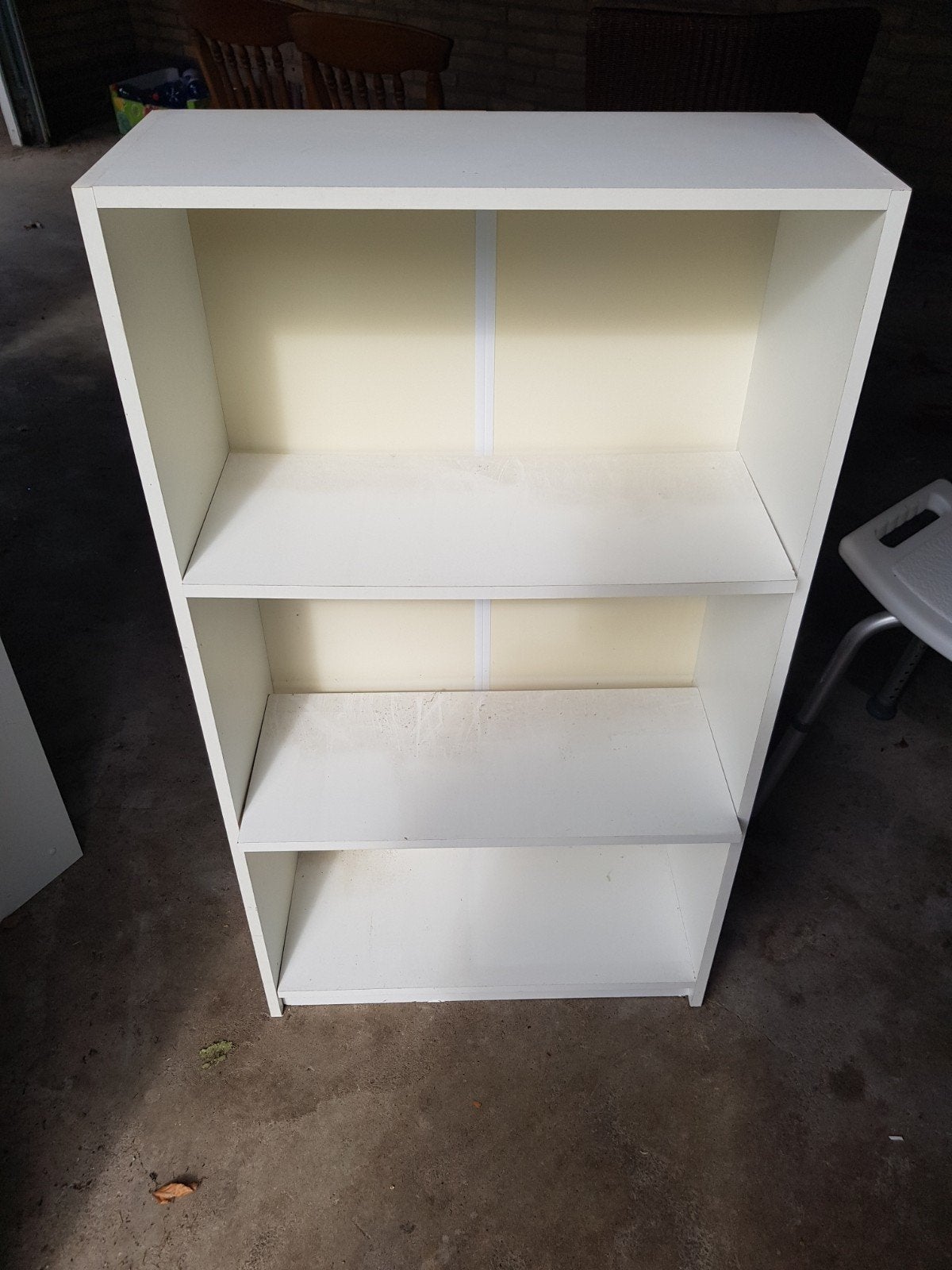 Witte boekenkast met 3 planken, Huis en Inrichting, Kasten | Boekenkasten, Ophalen, Met plank(en), Minder dan 50 cm, Gebruikt