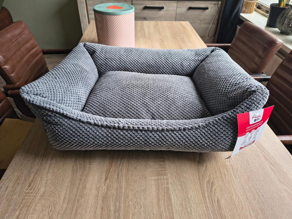 Nieuwe hondenmand, Dieren en Toebehoren, Hondenmanden, Ophalen, Nieuw, Pluche