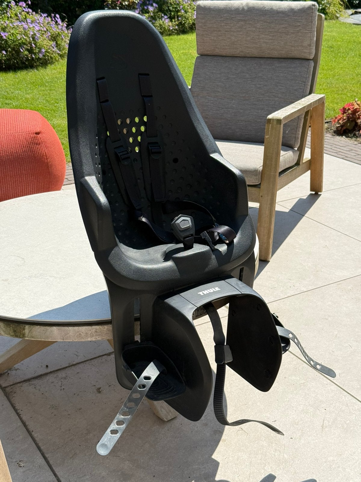 Thule yepp 2 maxi, Achterzitje, Ophalen, 15 t/m 25 kg, Gebruikt