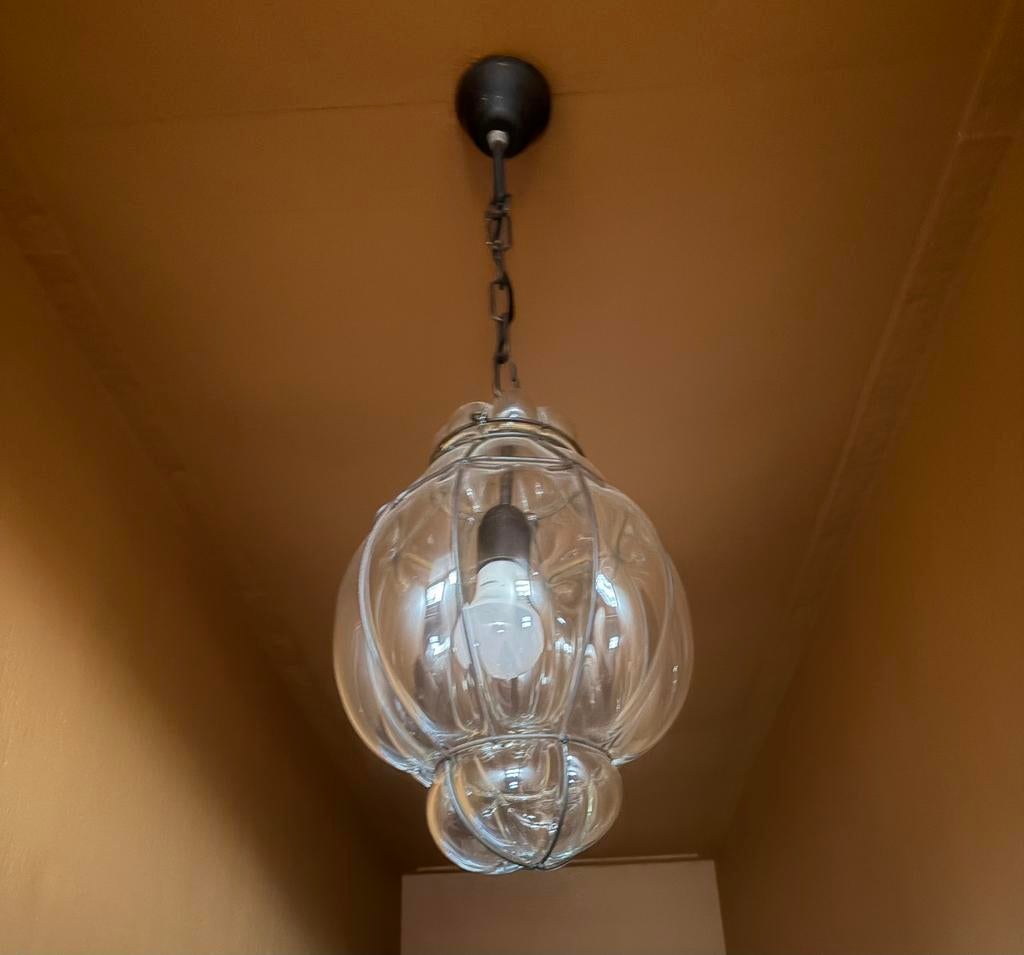 Vintage Franse hanglamp van glas en smeedijzer | brocante, Ophalen of Verzenden, Gebruikt, Glas, Landeijk, brocante, frans, landhuis