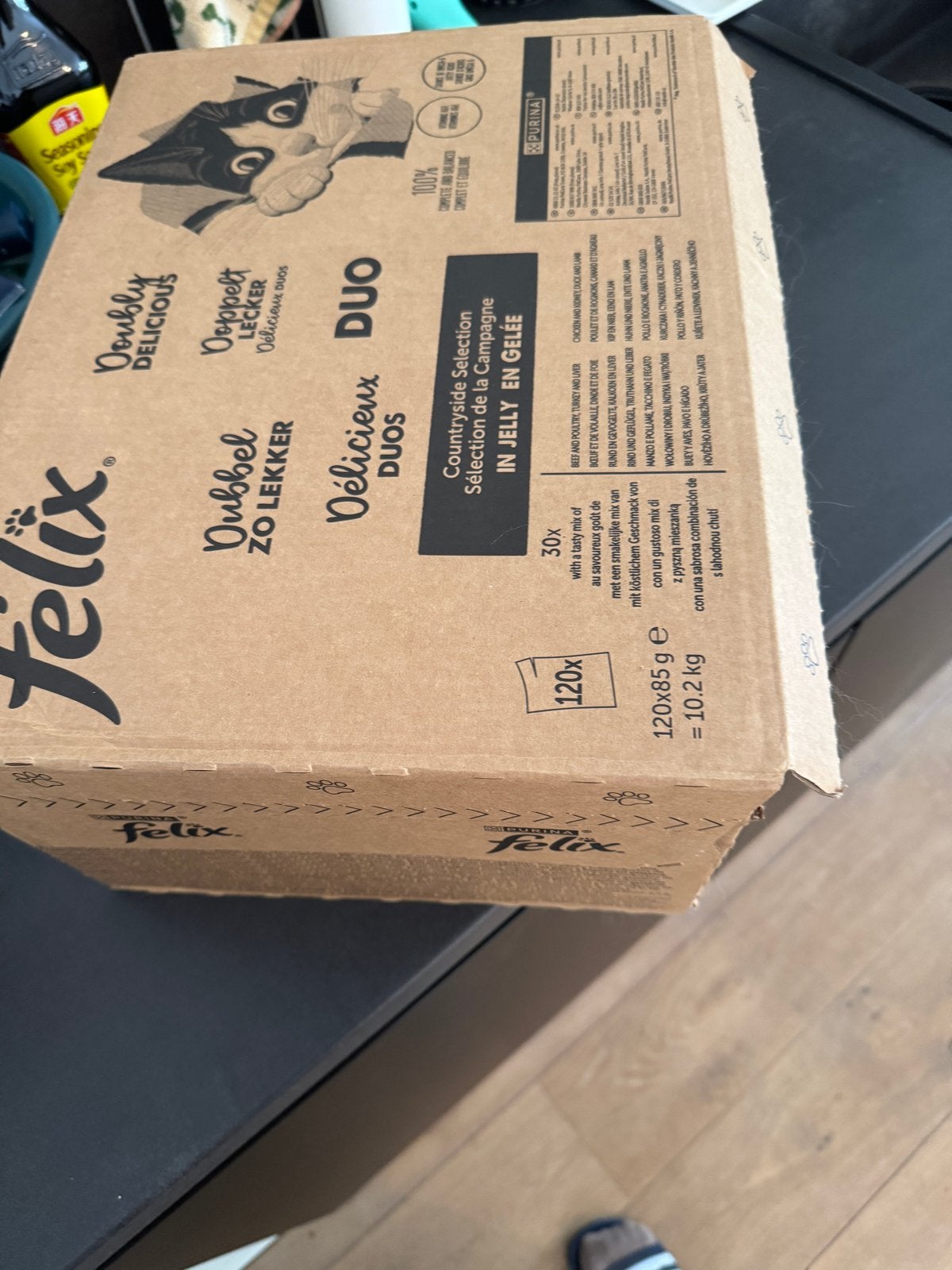 Felix cat snack meat (whole box with only 5 bags out), Dieren en Toebehoren, Dierenvoeding, Ophalen, Kat