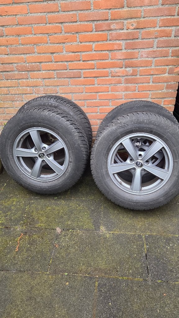 Velgen met winterbanden Mitsubishi Outlander, Hyundai, KIA, Ophalen, Gebruikt, Hyundai