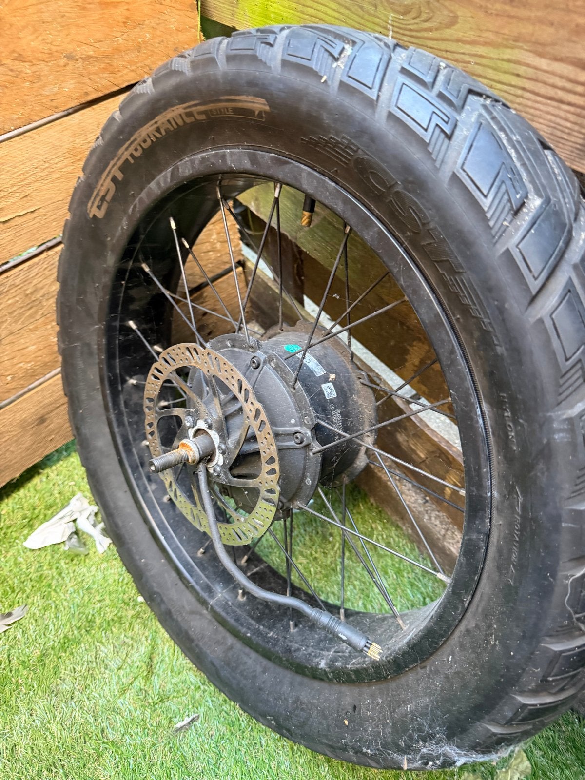Elektrische fiets achterwiel met motor en schijfrem, Gebruikt, Ophalen of Verzenden, Aluminium, Elektrische fiets