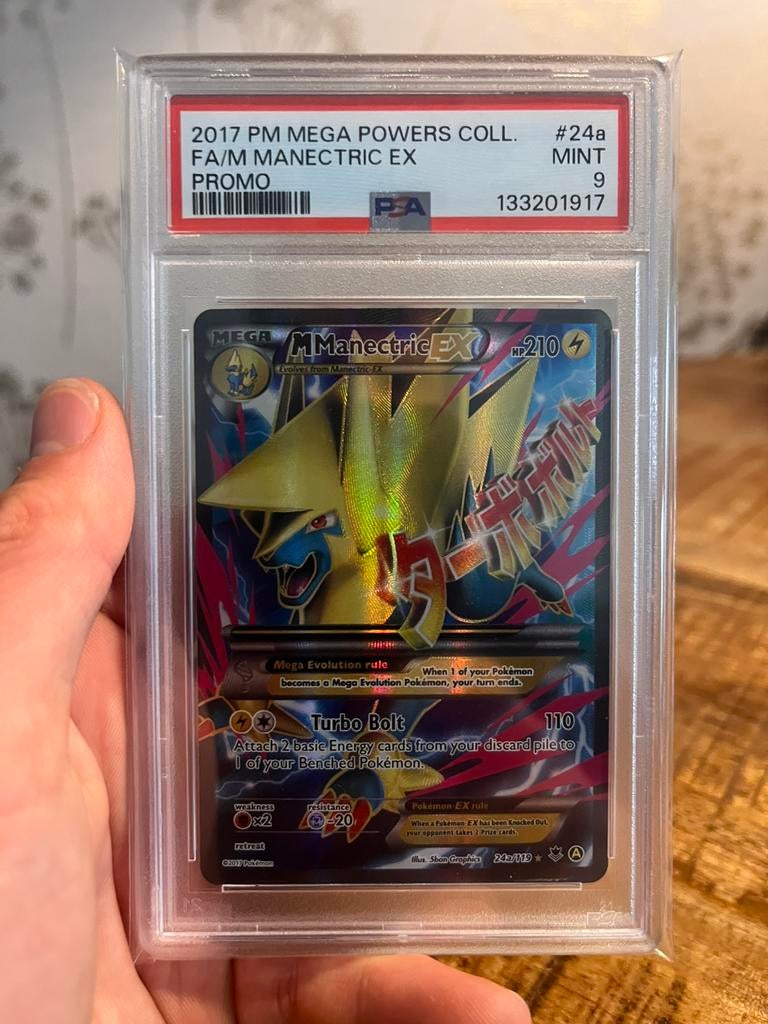 Pokemon TCG - M Manectric EX #24a PSA 9 (Promo), Ophalen of Verzenden, Nieuw, Losse kaart, Foil
