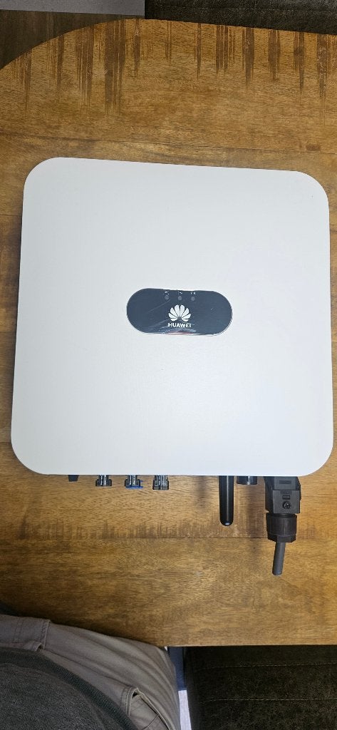 Huawei omvormer SUN 2000 -4.6 KTL-L1, Doe-het-zelf en Verbouw, Ophalen of Verzenden, Zo goed als nieuw, Overige typen, 200 wattpiek of meer