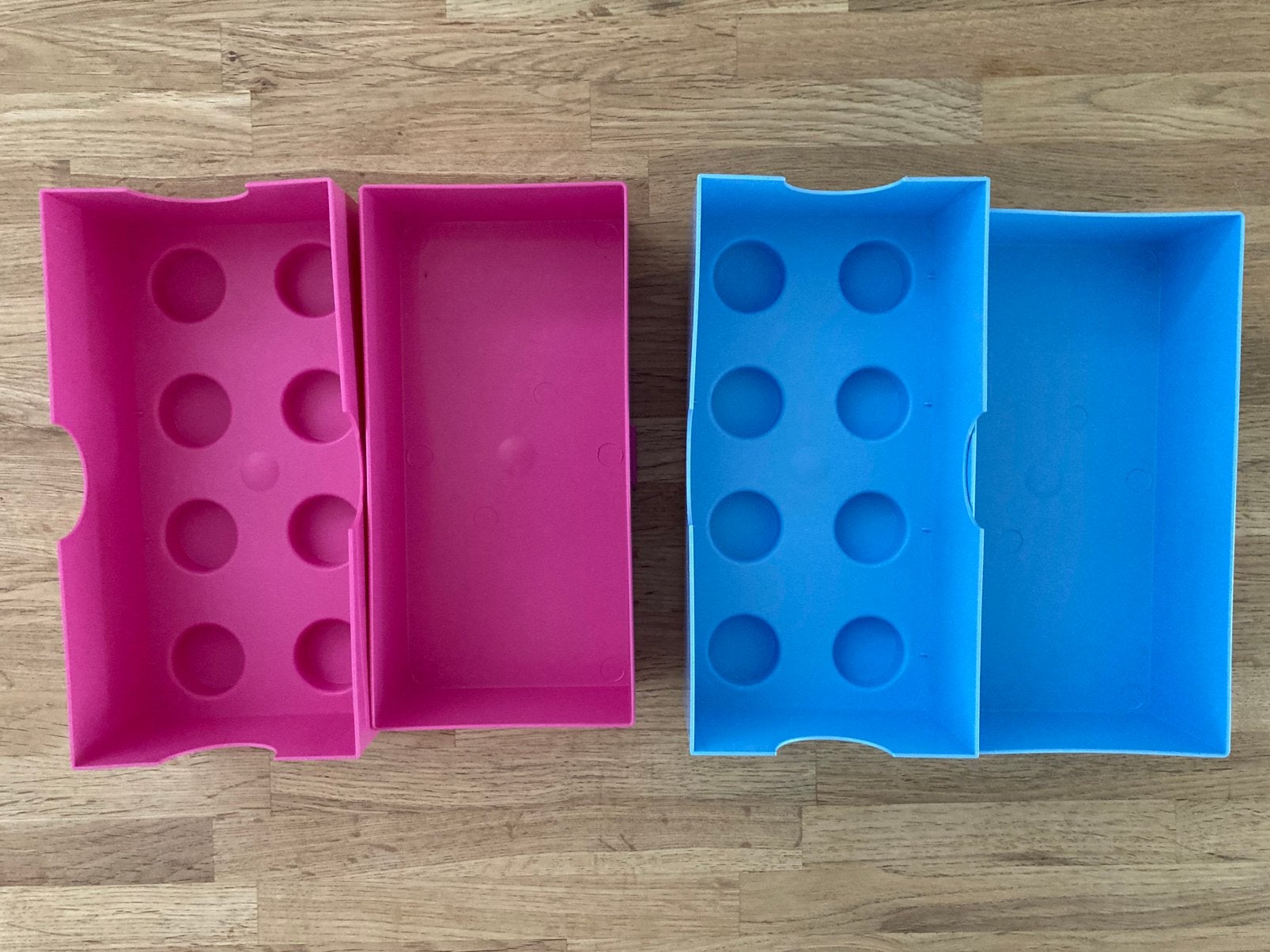 Lego broodtrommel lunchtrommel lunchbox roze en licht blauw, Ophalen of Verzenden, Zo goed als nieuw