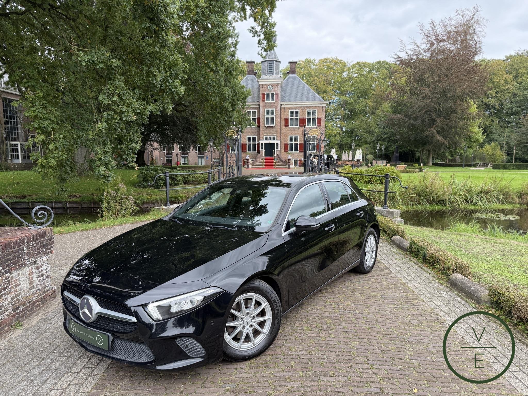 Mercedes-Benz A-klasse 200 Business Solution | Leder | Camer, Auto's, 1350 kg, Gebruikt, 4 cilinders, Leder en Stof