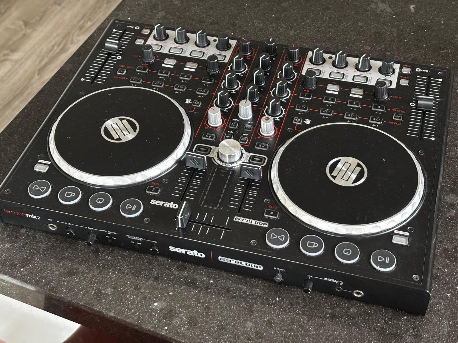 Reloop Terminal Mix 2 DJ Controller, Ophalen of Verzenden, Zo goed als nieuw, Reloop