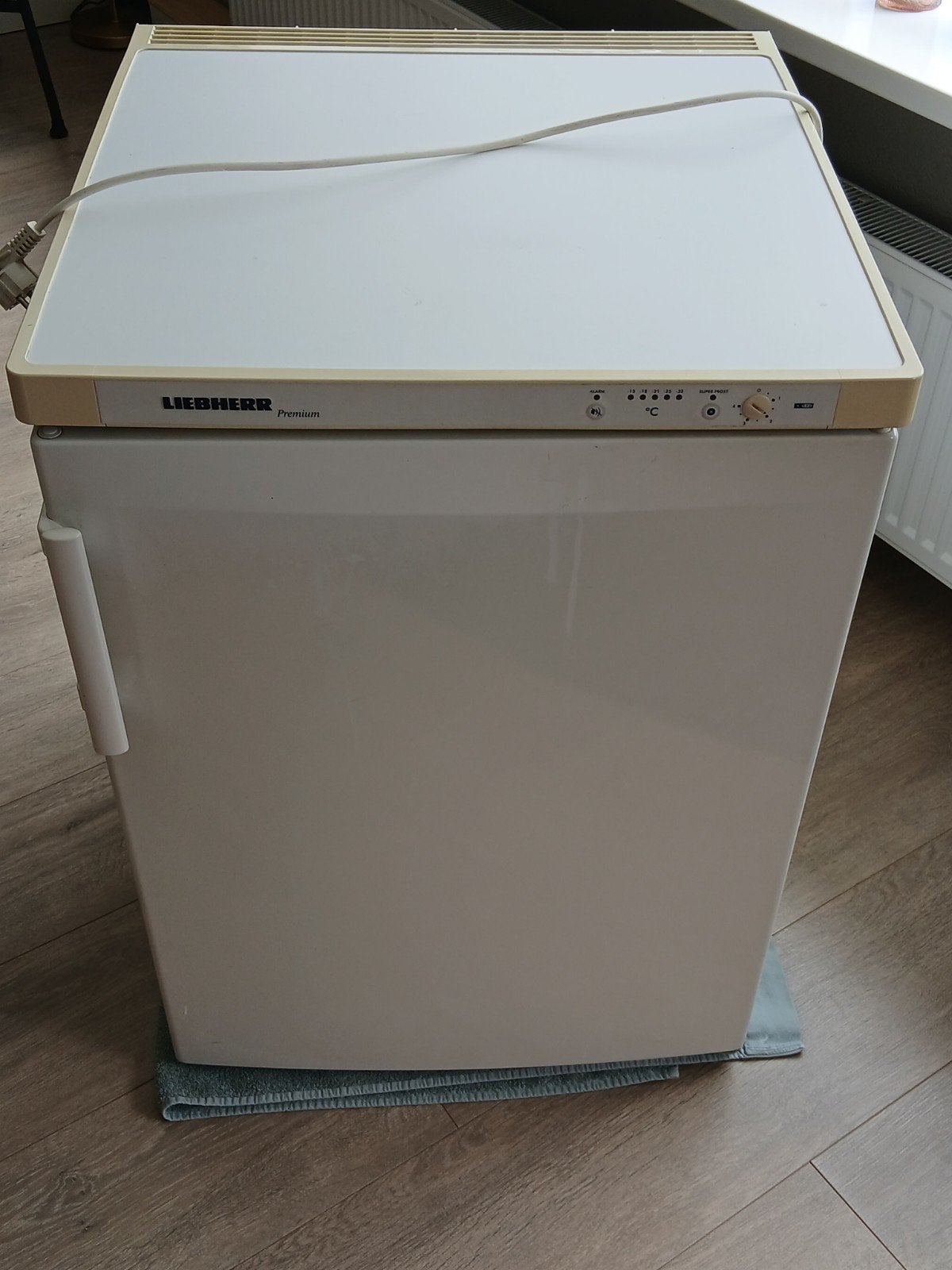 Liebherr Premium, Witgoed en Apparatuur, Vriezers en Diepvrieskisten, Gebruikt, Minder dan 85 cm, Ophalen, Vrieskast