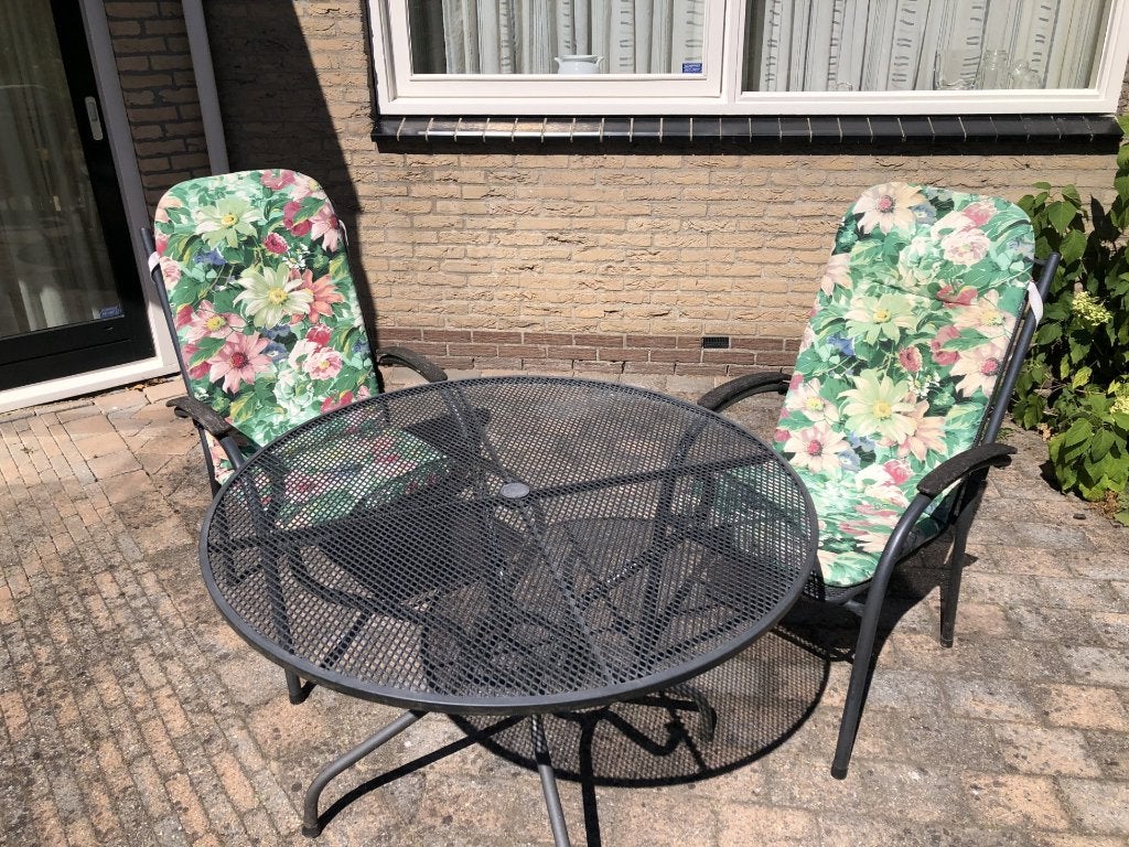 Tuinset: 2 stoelen + kussens + ronde tafel, Tuin en Terras, Gebruikt, Aluminium, Tuinset, Eettafel