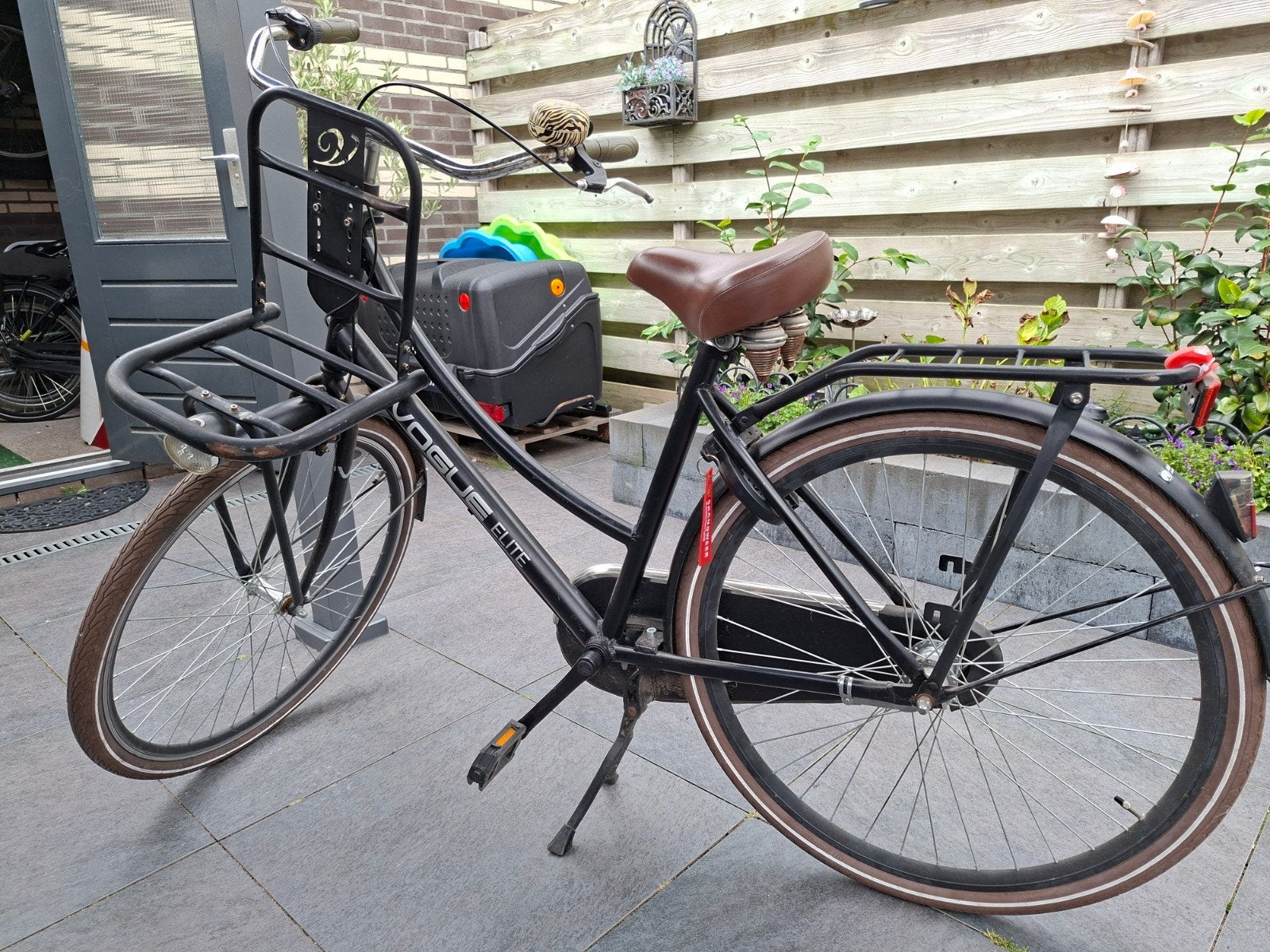Vogue Elite damesfiets zwart 28 inch, Fietsen en Brommers, Ophalen, Terugtraprem, Gebruikt, Vogue Elite