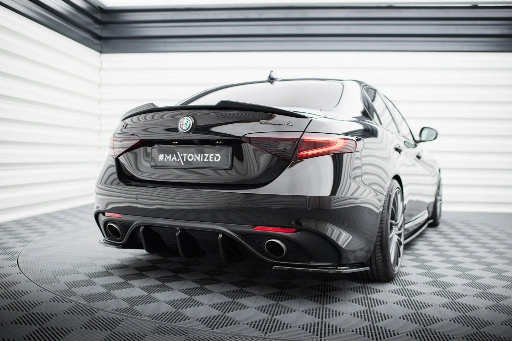 Voorlip spoiler sideskirt diffuser Alfa Romeo Giulia Veloce, Ophalen of Verzenden
