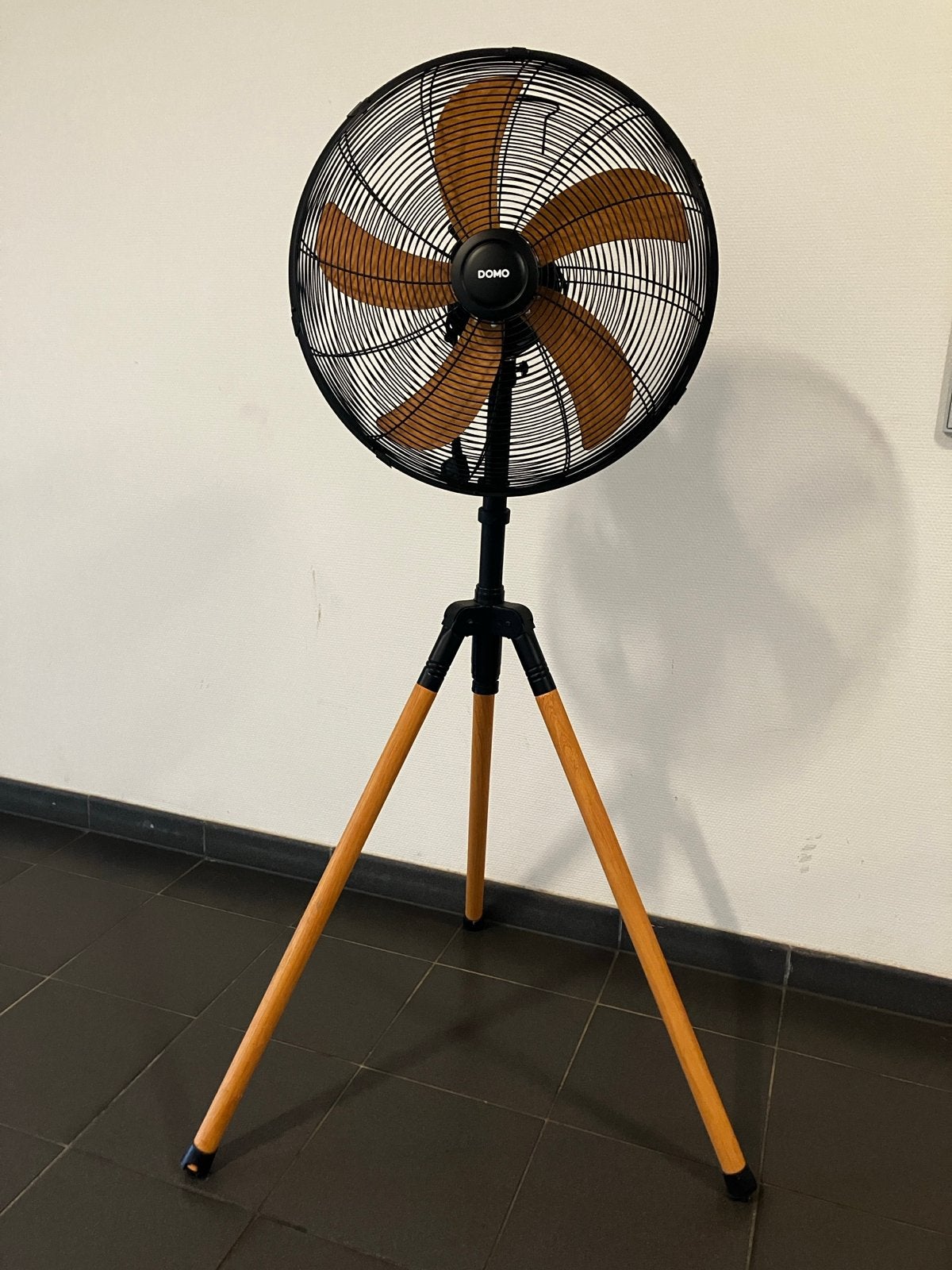 Domo DO8641 Statiefventilator, Ophalen, Zo goed als nieuw, Statiefventilator