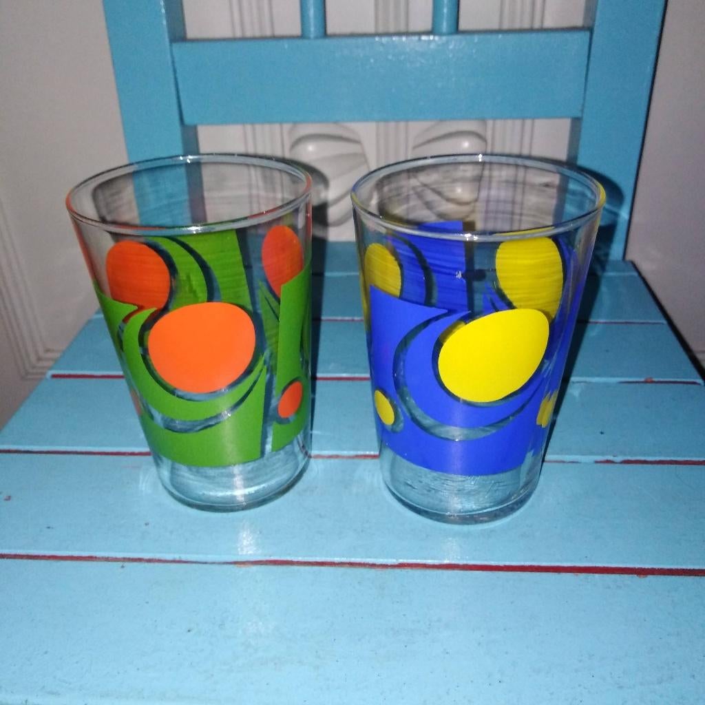 Vintage limonade glaasjes gele en oranje bollen logo 2x, Ophalen, Glas of Glazen, Gebruikt, Glas