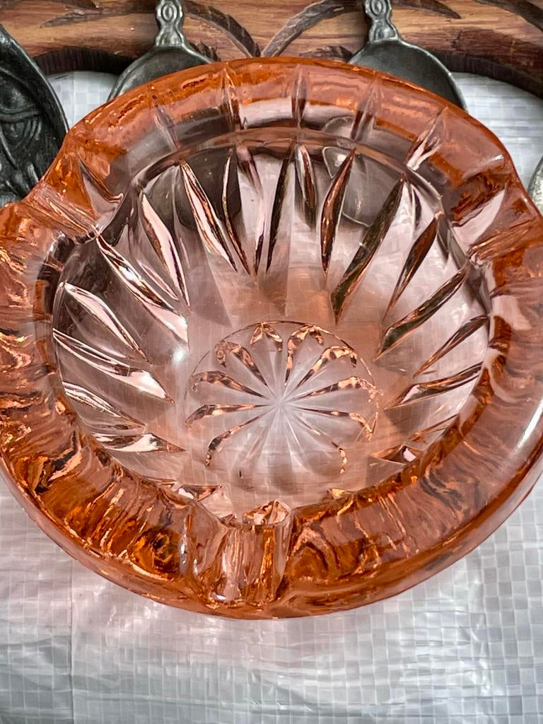 Vintage Roze Glazen Asbak - Decoratief en Functioneel, Ophalen of Verzenden