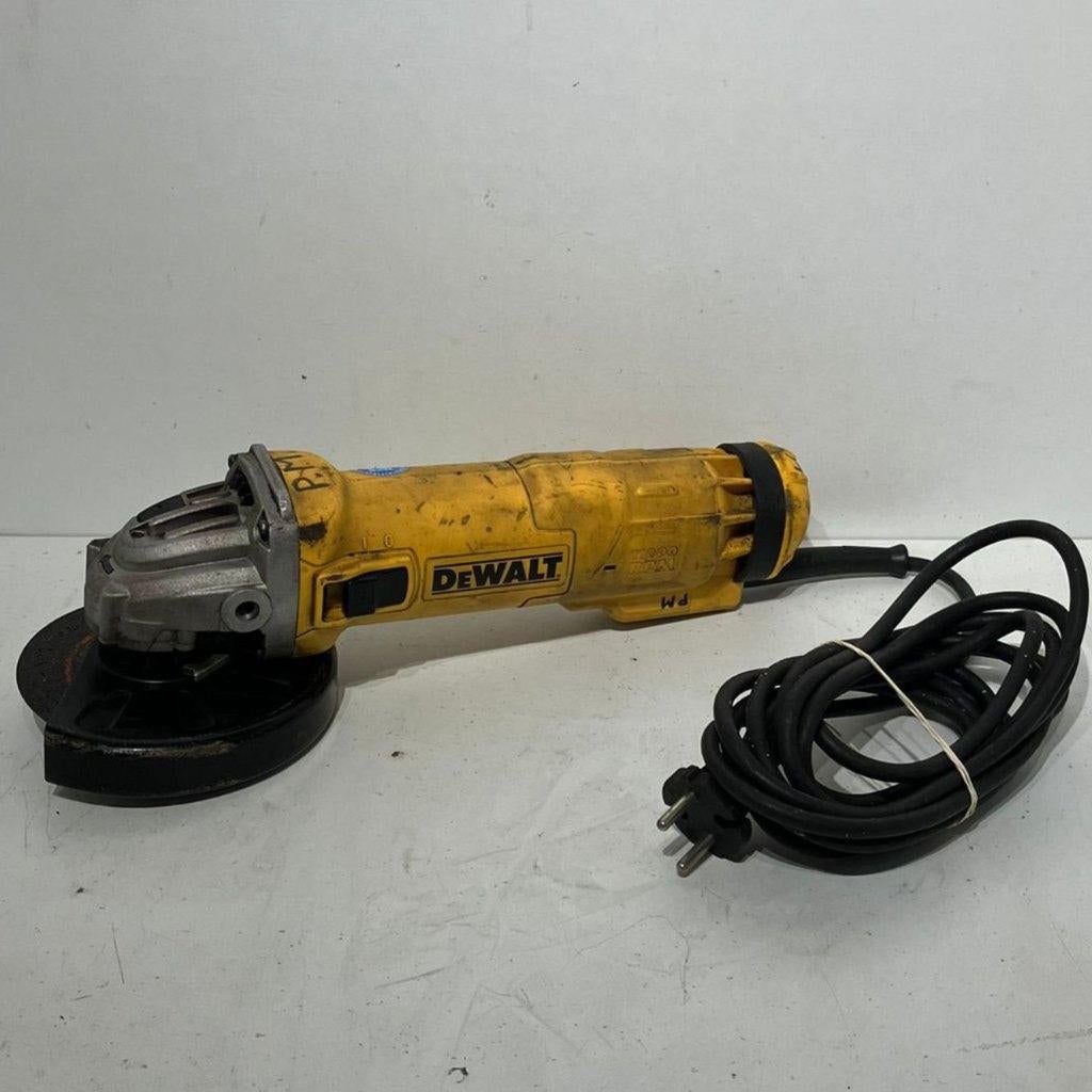 DeWalt DWE4207 -QS Haakse Slijper Gebruikt, Ophalen of Verzenden