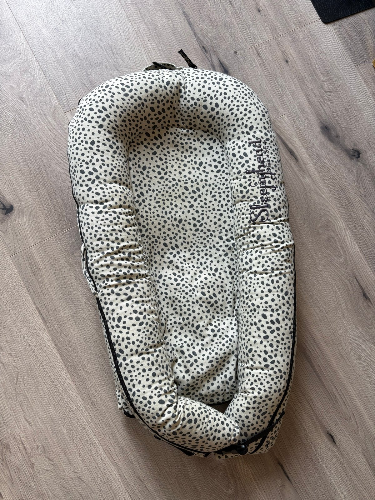 Sleepyhead babynestje met 2 mooie hoezen en travelbag, Ophalen of Verzenden, Zo goed als nieuw, Overige typen