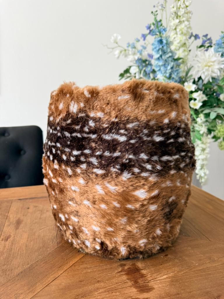 Bambi bloempot hangemaakt en uniek, Ophalen of Verzenden, Overige kleuren, Aardewerk of Porselein, Minder dan 50 cm