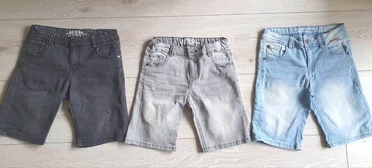 3 Korte broeken Maat 152, Broek, Ophalen of Verzenden, Zo goed als nieuw, Jongen