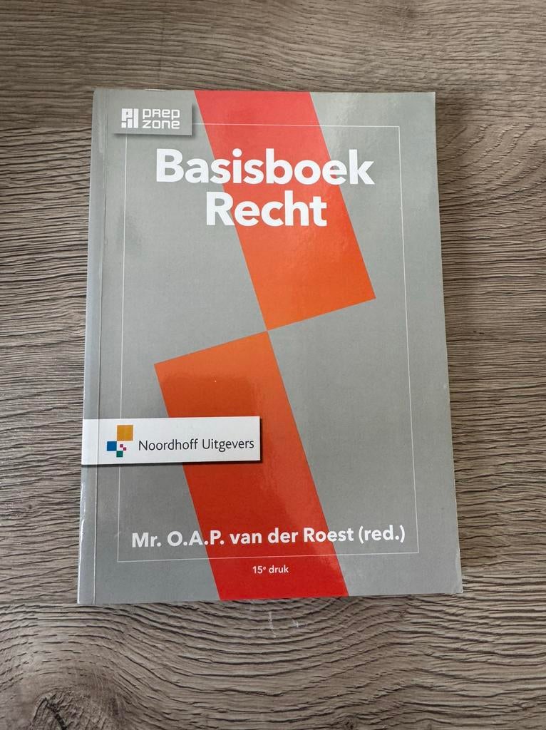 Basisboek Recht - Mr. O.A.P. Van der Roest, Ophalen of Verzenden, Zo goed als nieuw