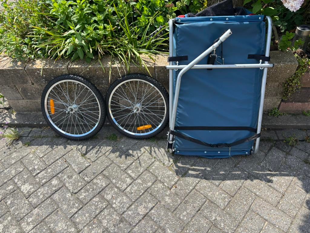 Fietskar voor de hond, Gebruikt, Opvouwbaar, 20 tot 40 kg, Ophalen of Verzenden