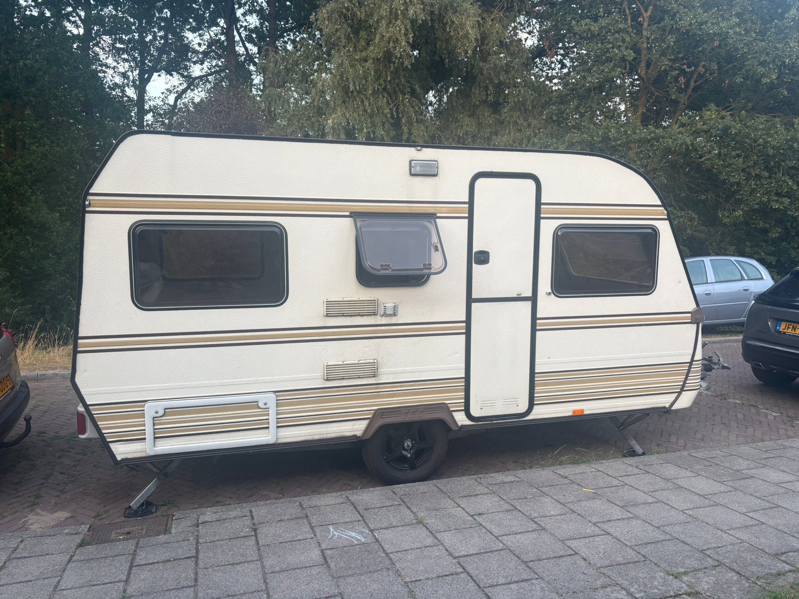 Caravan TEC Weltbummler, Caravans en Kamperen, T.E.C., Koelkast, Treinzit, Particulier