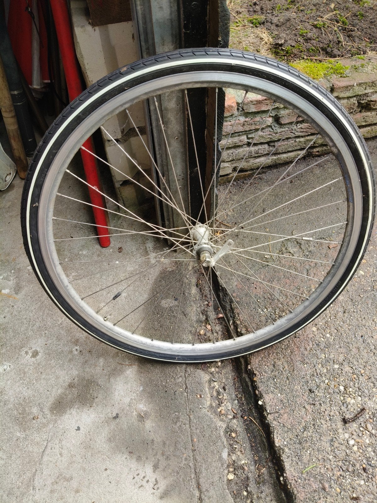 wiel incl. nieuwe binnen en buitenband, Fietsen en Brommers, Fietsonderdelen, Ophalen, Zo goed als nieuw, Wiel