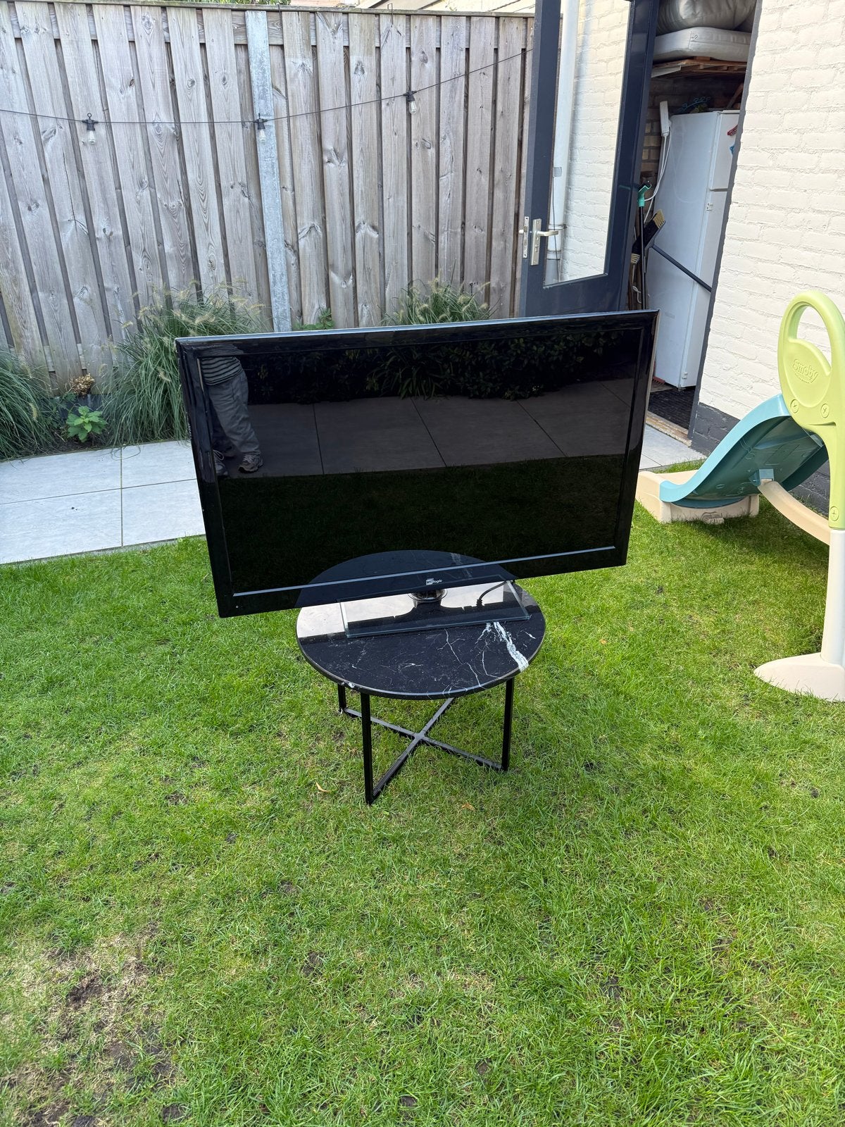 MT logic 3D tv 42 inch, Ophalen of Verzenden, Gebruikt, 80 tot 100 cm, Overige merken