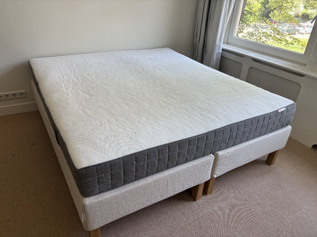 Gratis IKEA HÖVÅG matras + ESPEVÄR bedbodem, Ophalen, Gebruikt, Tweepersoons, Matras