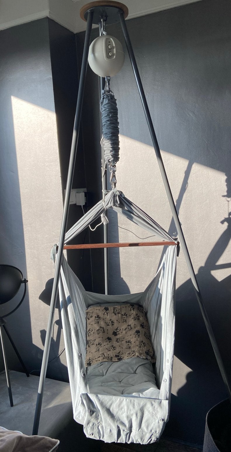 Moonboon Classic Bundel Hangmat met Motor en Statief, Kinderen en Baby's, Babywiegjes en Ledikanten, Ophalen of Verzenden, Zo goed als nieuw