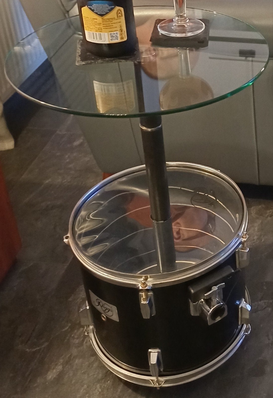 Unieke Zwarte trommel Bijzettafel met Verlichting en Wieltje, Overige materialen, Minder dan 55 cm, Gebruikt, Rond