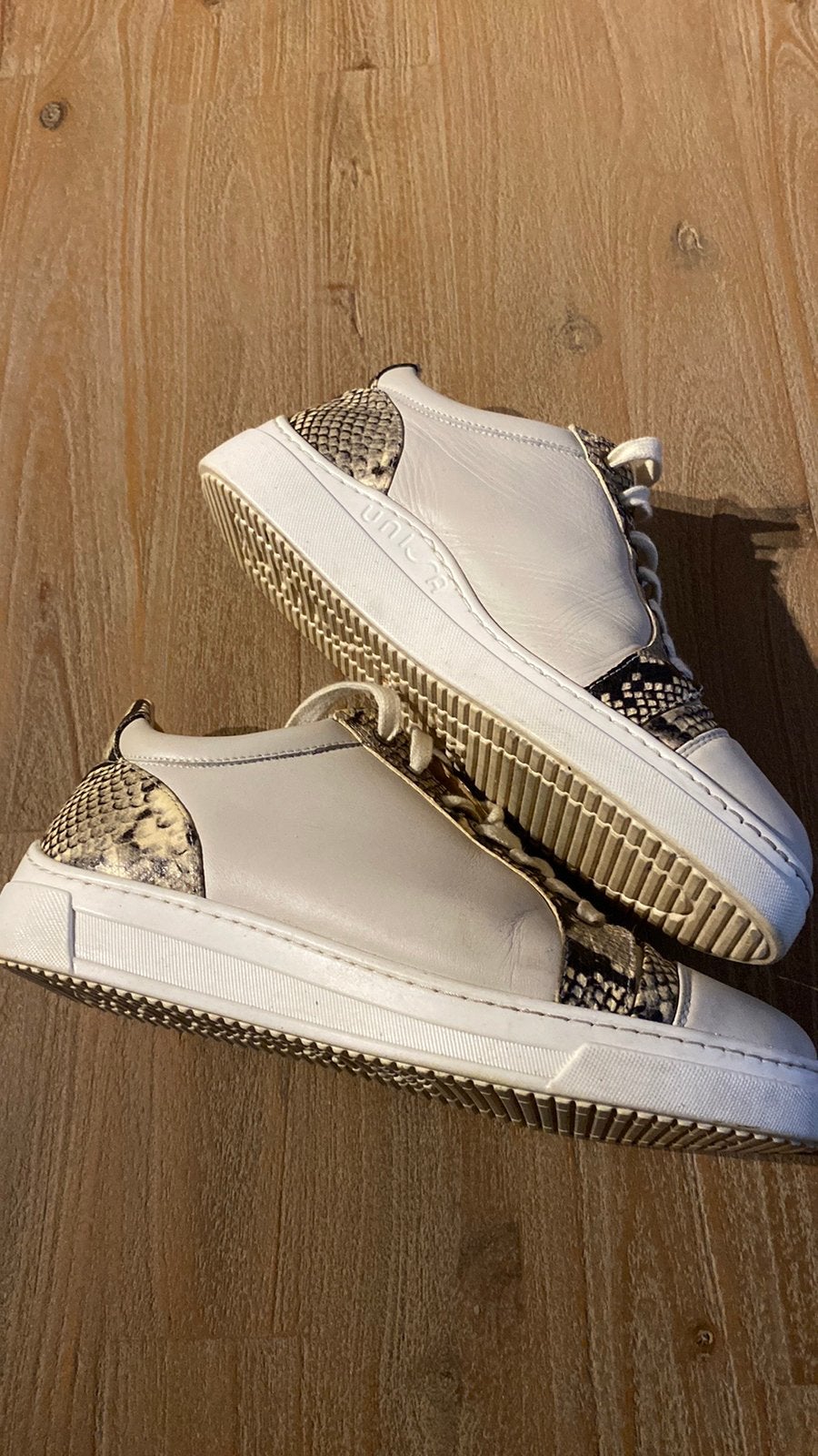 UNISA sneakers, Ophalen of Verzenden, Unisa, Sneakers of Gympen, Zo goed als nieuw