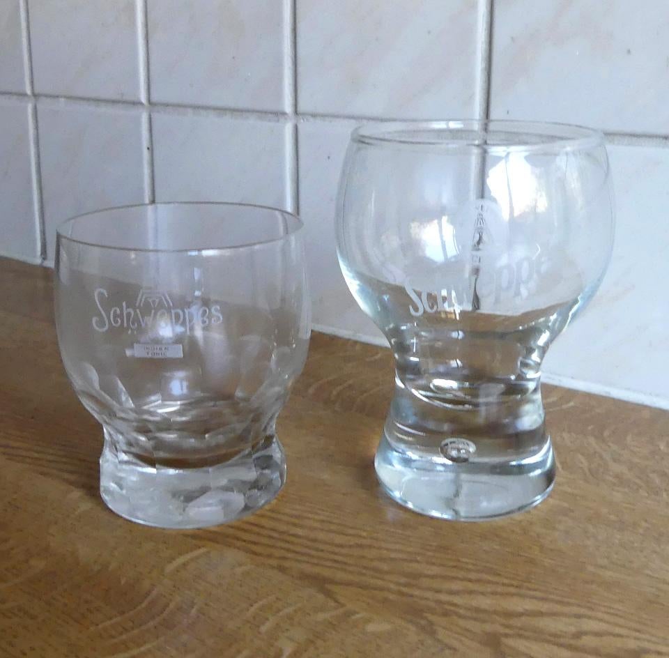 Schweppes glas logo indian tonic oud glas, Glas of Glazen, Gebruikt, Ophalen of Verzenden, Glas
