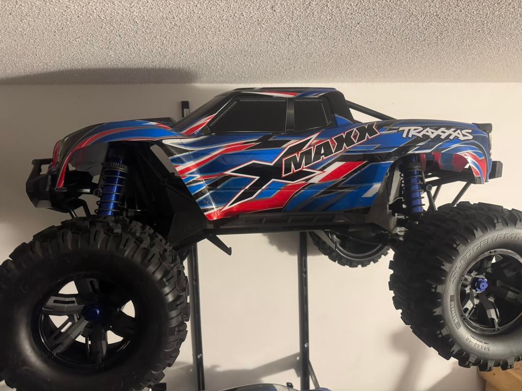 Traxxas xmaxx zo goed als nieuw, Hobby en Vrije tijd, Modelbouw | Radiografisch | Auto's, Ophalen of Verzenden, Zo goed als nieuw