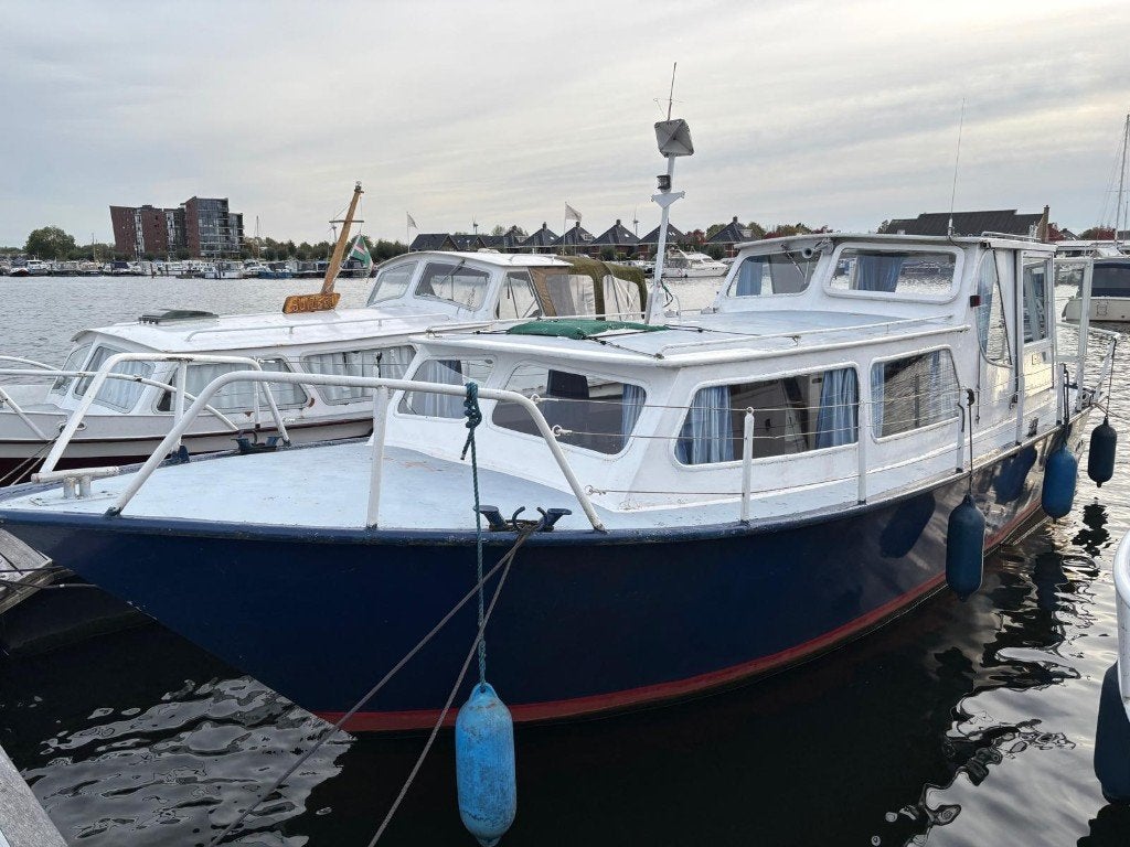 Motorboot 9.20m OM636 ligplaats Doeshaven Leiderdorp t/m2026, Watersport en Boten, Motorboten en Motorjachten, Overige merken