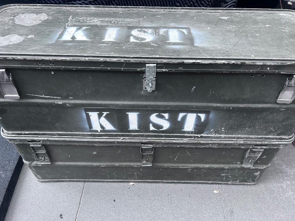 Legerkisten, Ophalen, Gebruikt