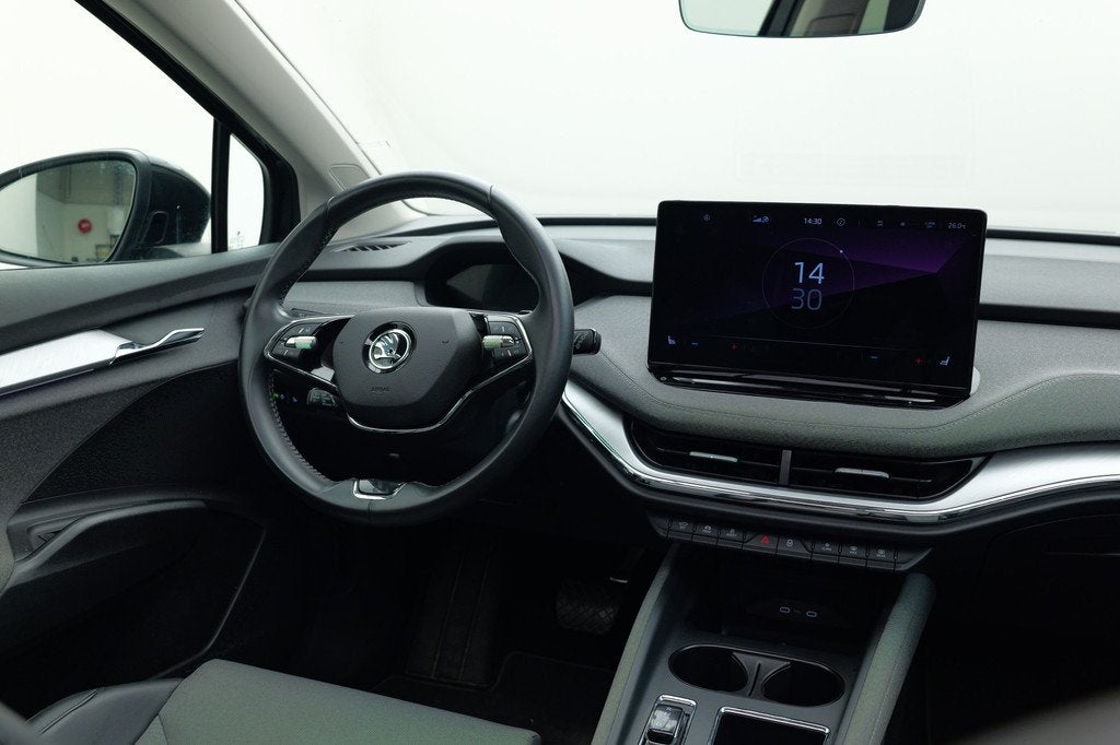 Skoda Enyaq 60 Loft | Pano | Matrix LED | Achteruitrijcamera, Automaat, Achterwielaandrijving, Gebruikt, Met garantie (alle)