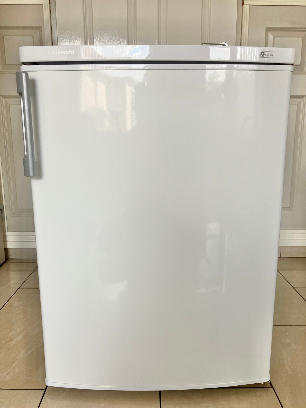 Nette Bauknecht tafelmodel koelkast, A+ energielabel!, Zonder vriesvak, 60 cm of meer, 100 tot 150 liter, Zo goed als nieuw