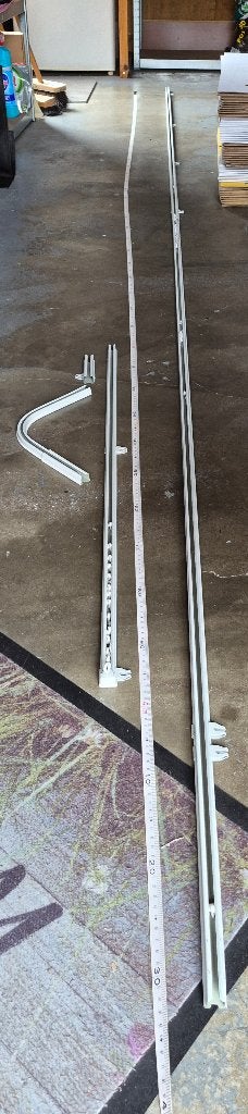 Gordijnrails 5,50 meter + 90 graden bocht, Ophalen, Gebruikt, Wit