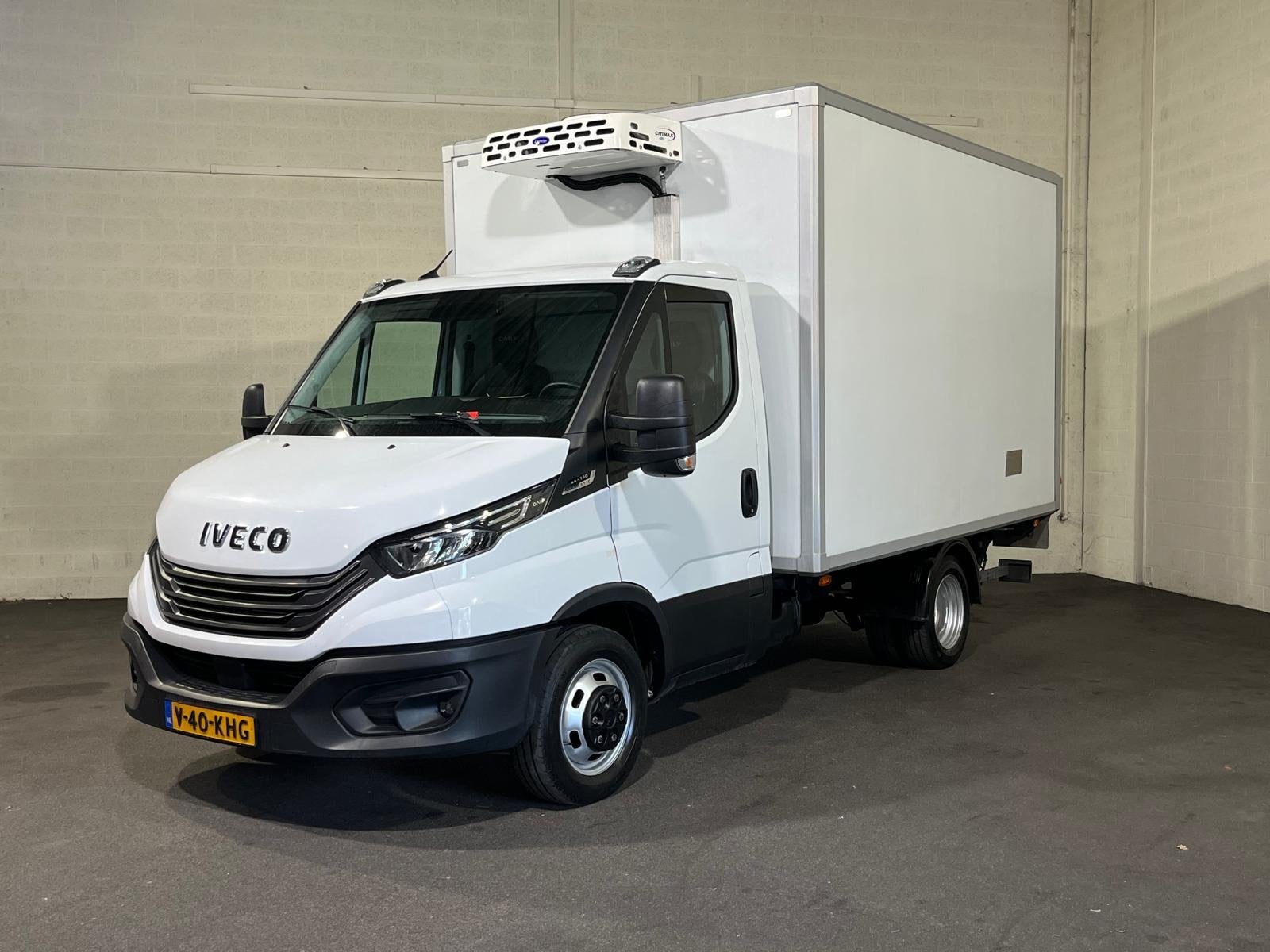 Iveco Daily 35C14 Automaat Koelwagen Bakwagen met Laadklep, Automaat, Gebruikt, Euro 6, Iveco