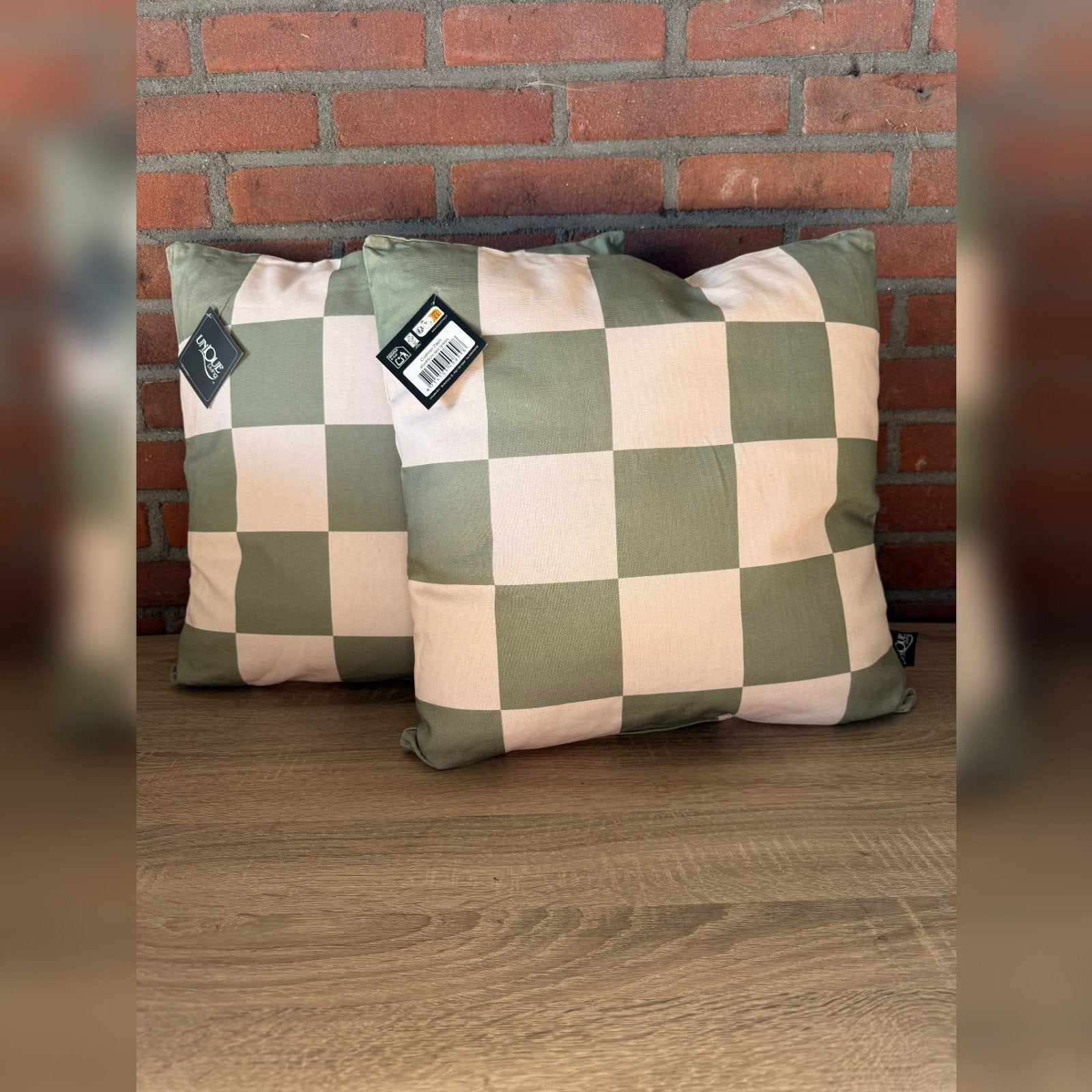 Unique Living Kussens Nieuw - Set van 2 (Groen/Beige), Lumesa B.V., Buitenamp 18, 5221 NB Den Bosch, Nederland, Inclusief binnenkussen
