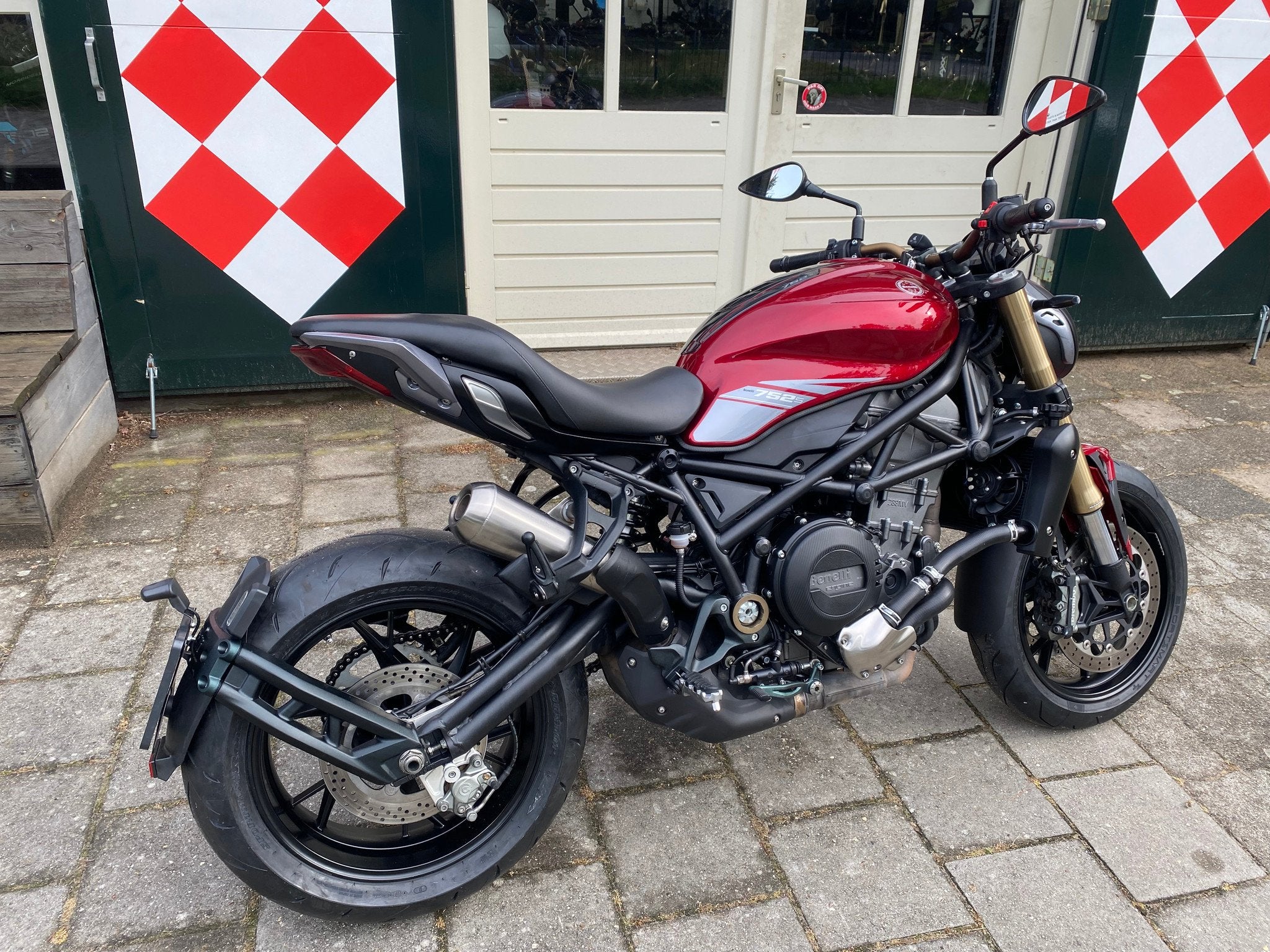 Benelli 752S ABS (bj 2020), Motoren, Strada Fornace Vecchia 30
61122  Pesaro, IT, Bedrijf, Support@benelli.com, Naked bike
