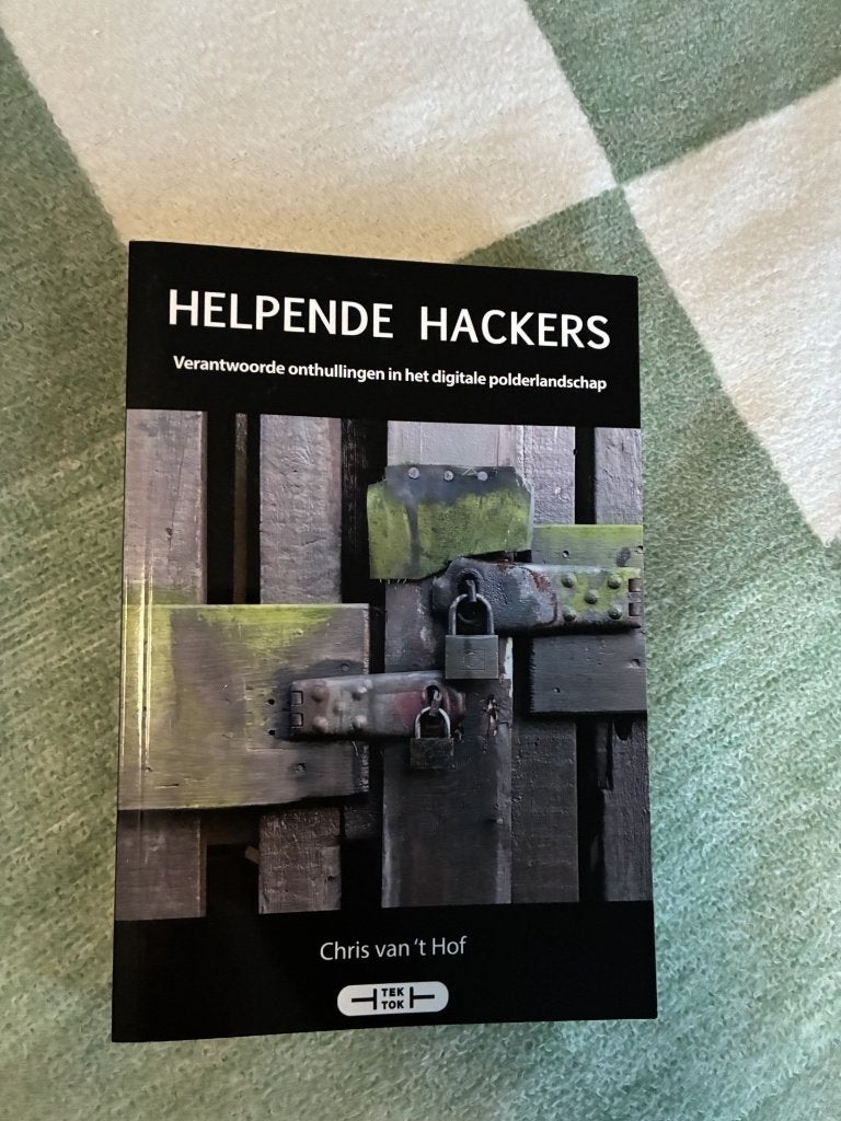 Helpende Hackers, Boeken, Ophalen of Verzenden, Beta, Gelezen, HBO