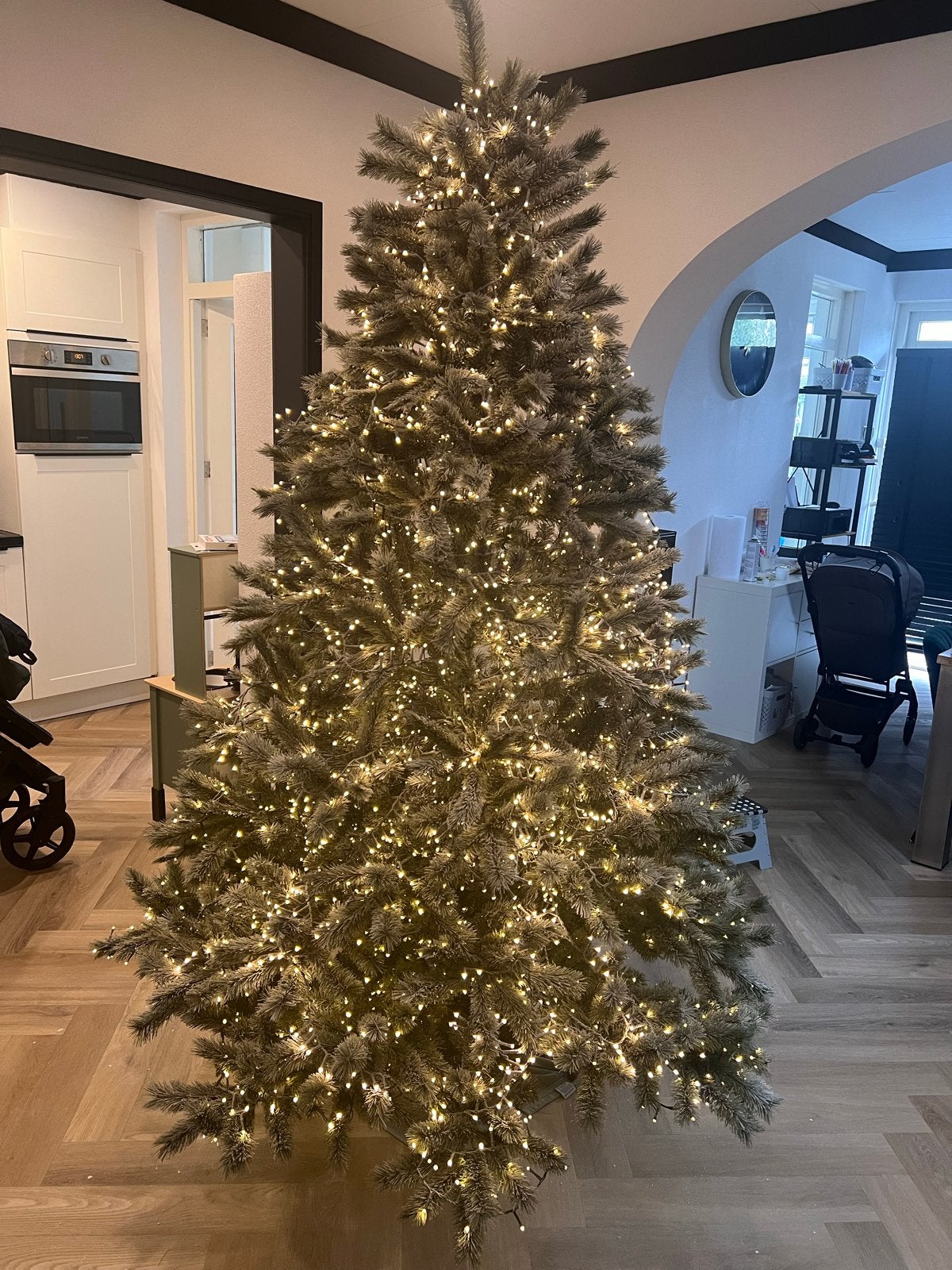 Kunstkerstboom Intratuin 230 cm – zo goed als nieuw, Diversen, Ophalen, Zo goed als nieuw
