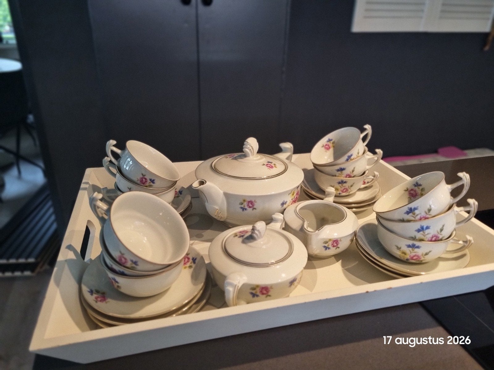 vintage / brocante keurige servies, Ophalen