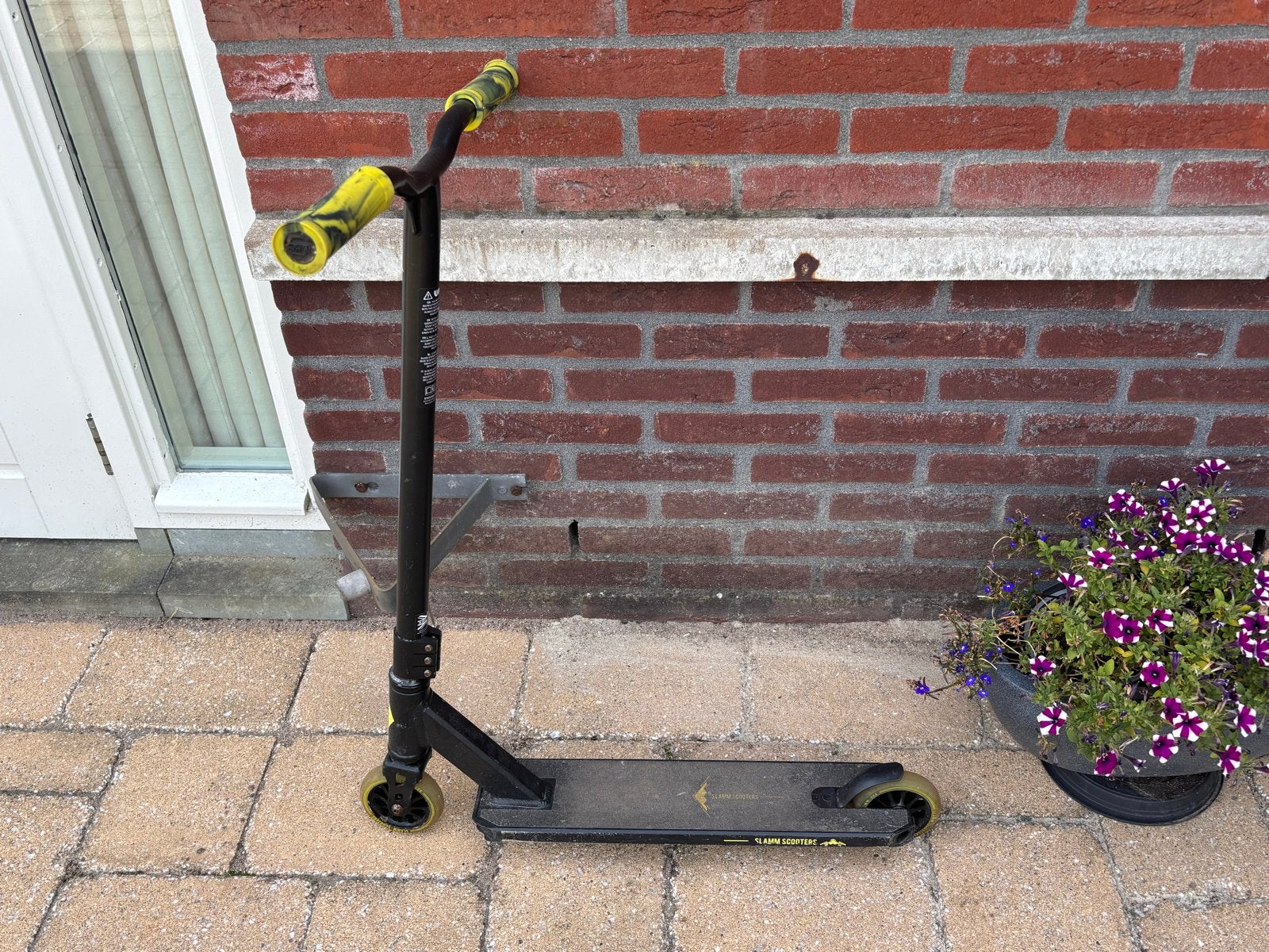 Slamm Stuntstep, Ophalen