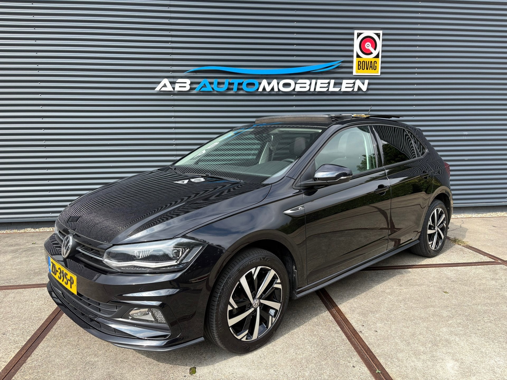 Volkswagen Polo 1.0 TSI Comfortline PANORAMA DAK/ LED XENON/, Voorwielaandrijving, Dealer onderhouden, Euro 6, Met garantie (alle)