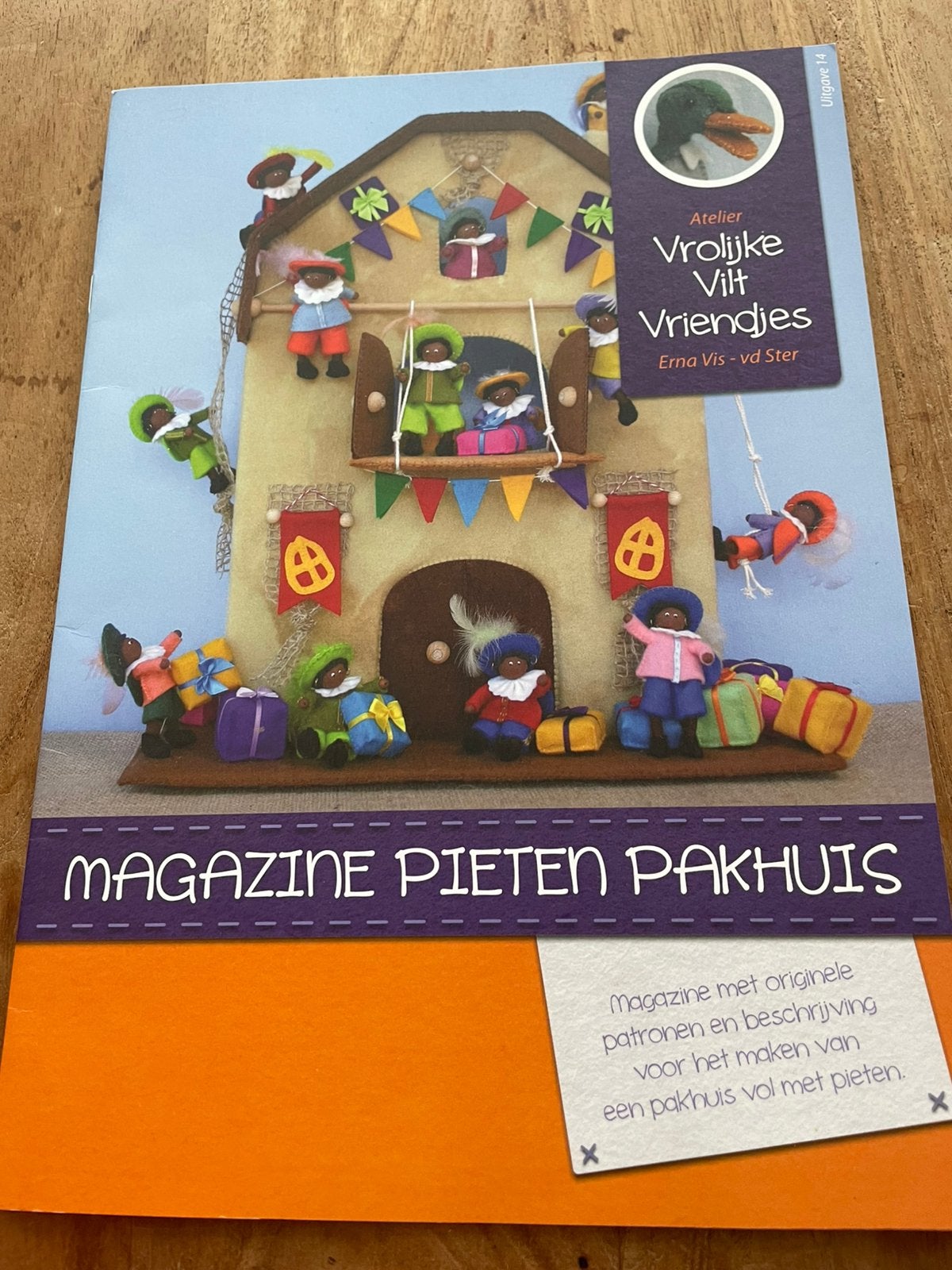 Erna Vis van der Ster - Pieten Pakhuis, Erna Vis van der Ster, Ophalen of Verzenden, Zo goed als nieuw, Overige onderwerpen