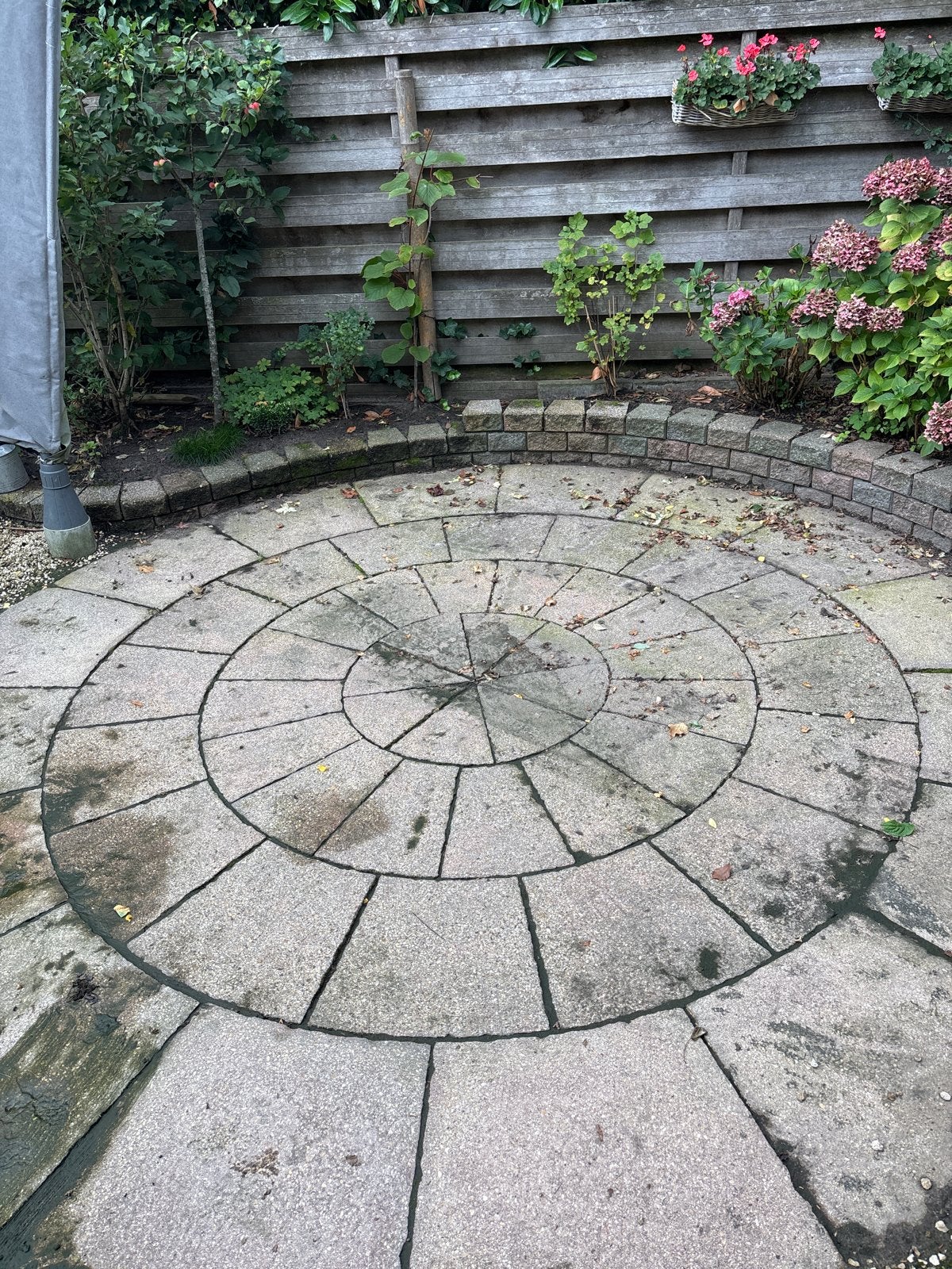 Gebruikte terrastegels en klinkers voor tuin of terras, Tuin en Terras, Ophalen, Gebruikt, 10 m² of meer, Beton